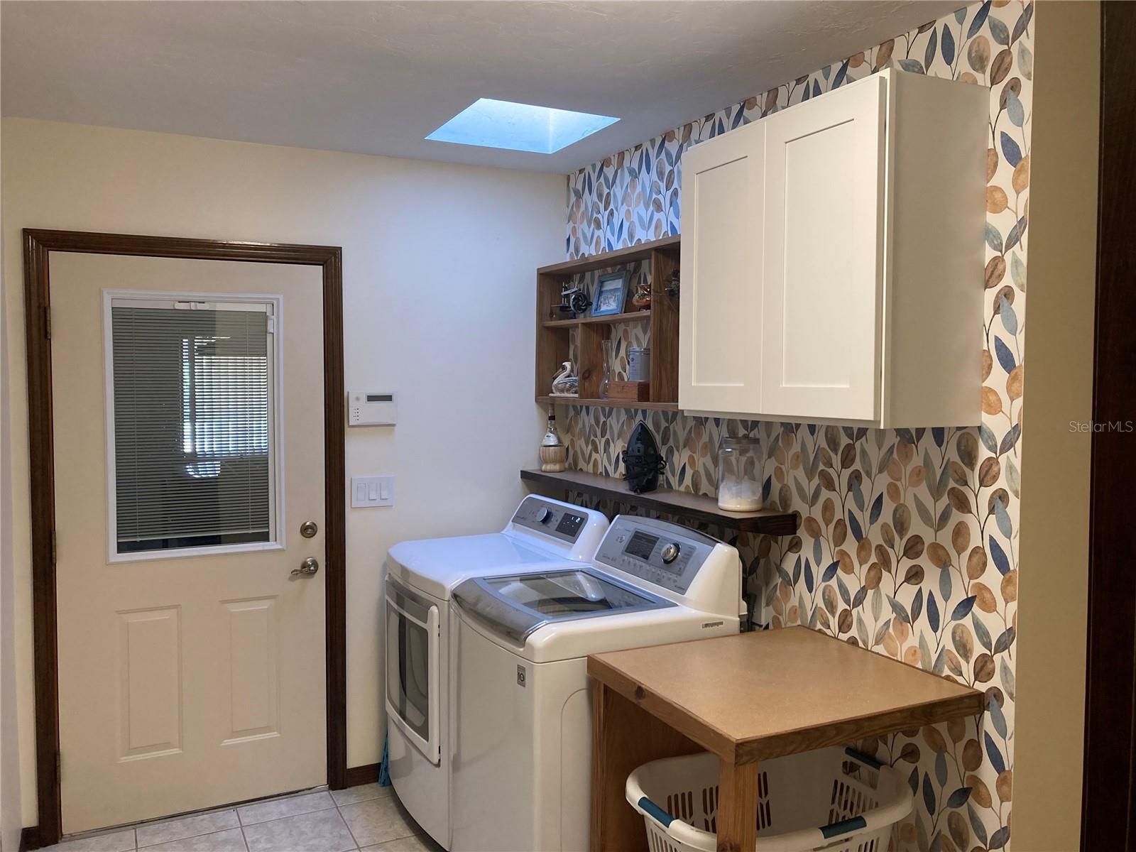 SUMMIT 02 - Residential