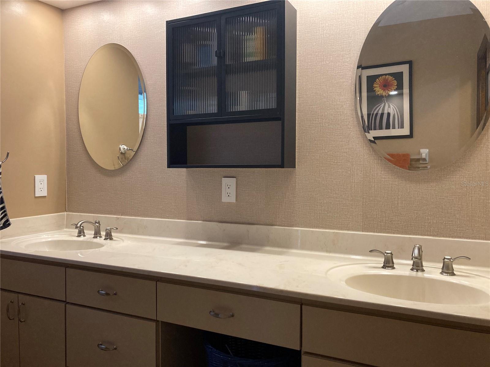 SUMMIT 02 - Residential