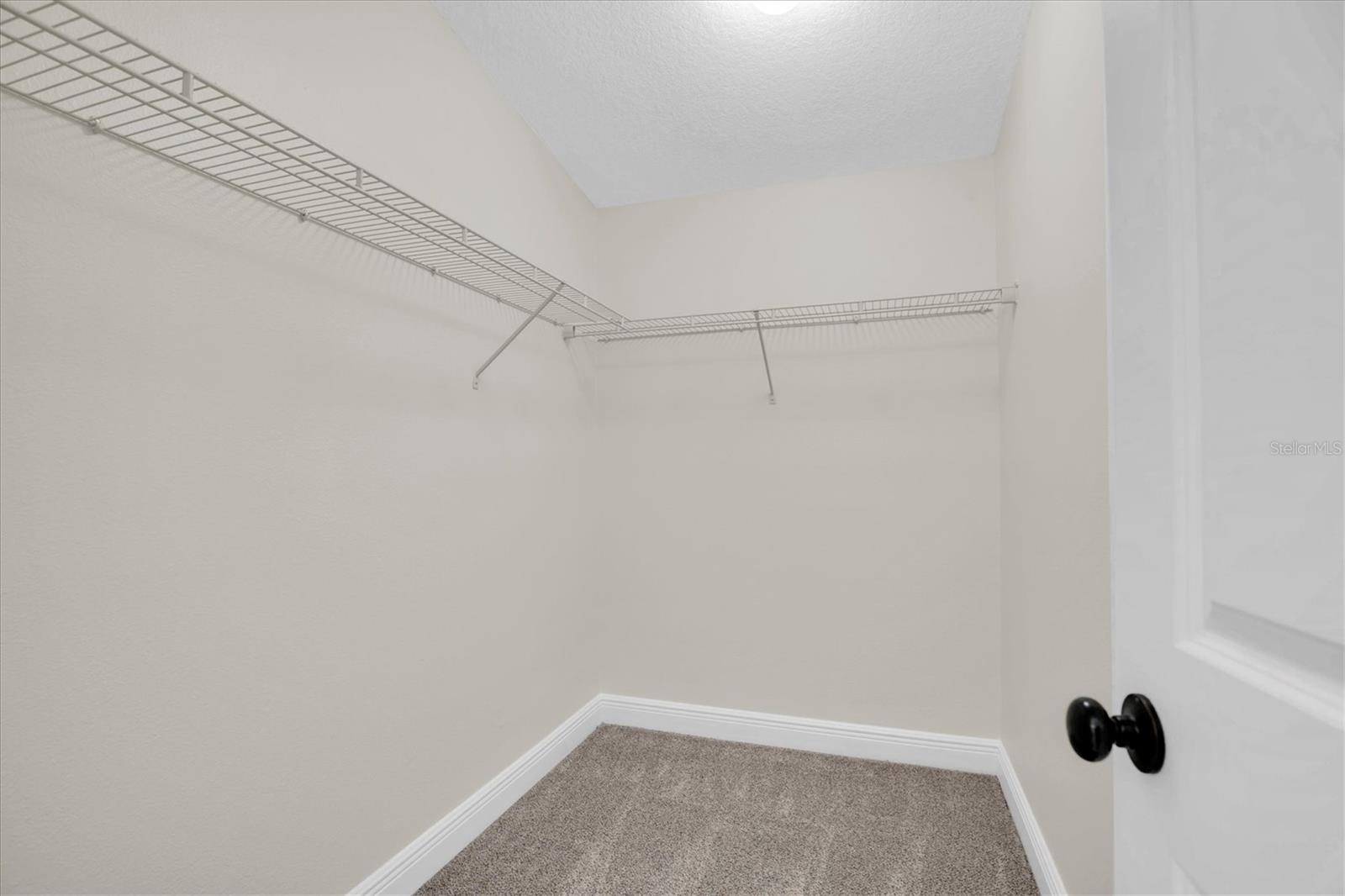 THE GLEN AT RIVER RIDGE - Residential