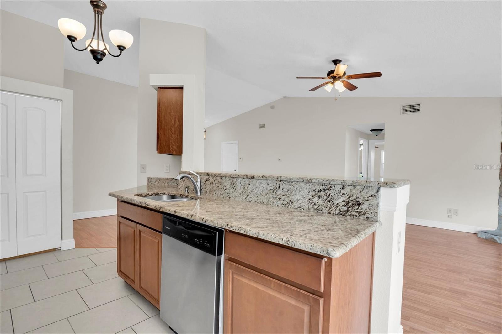 THE GLEN AT RIVER RIDGE - Residential