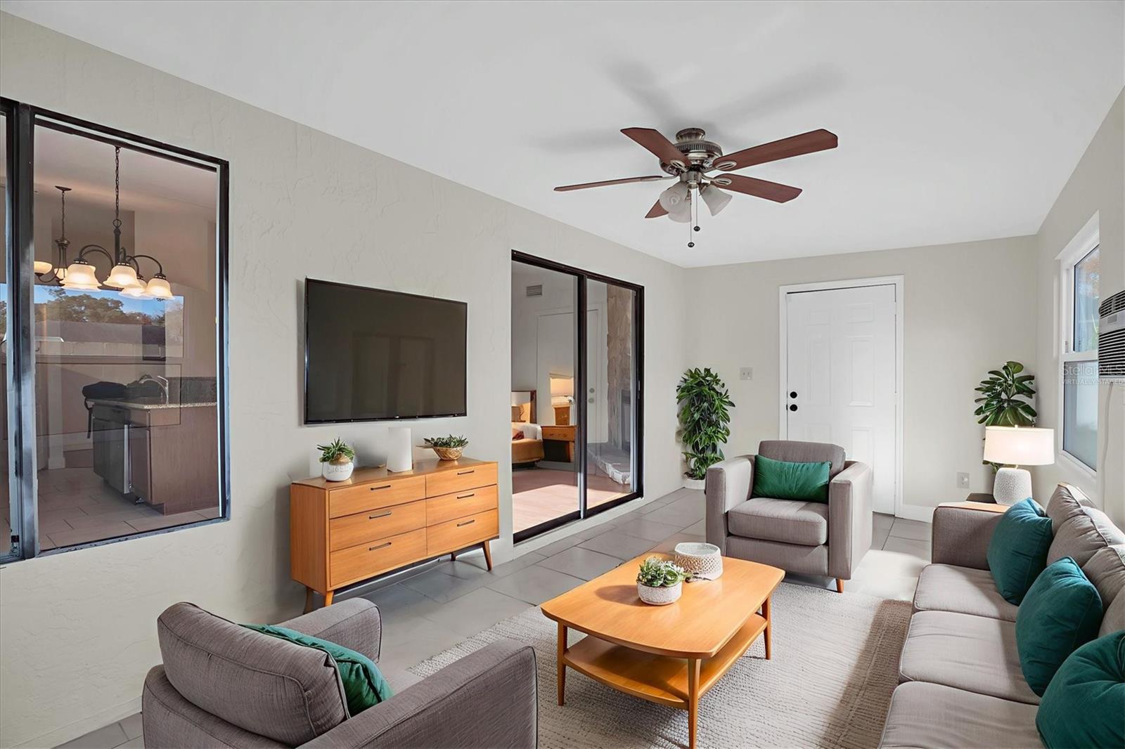 THE GLEN AT RIVER RIDGE - Residential