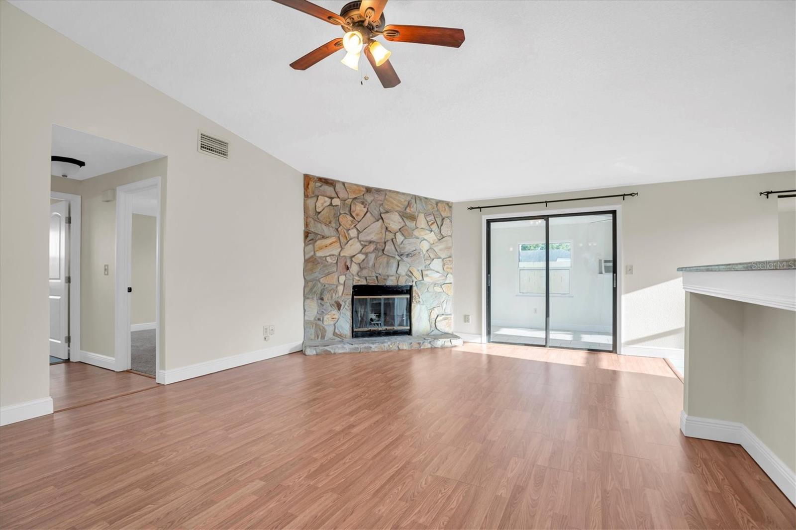 THE GLEN AT RIVER RIDGE - Residential