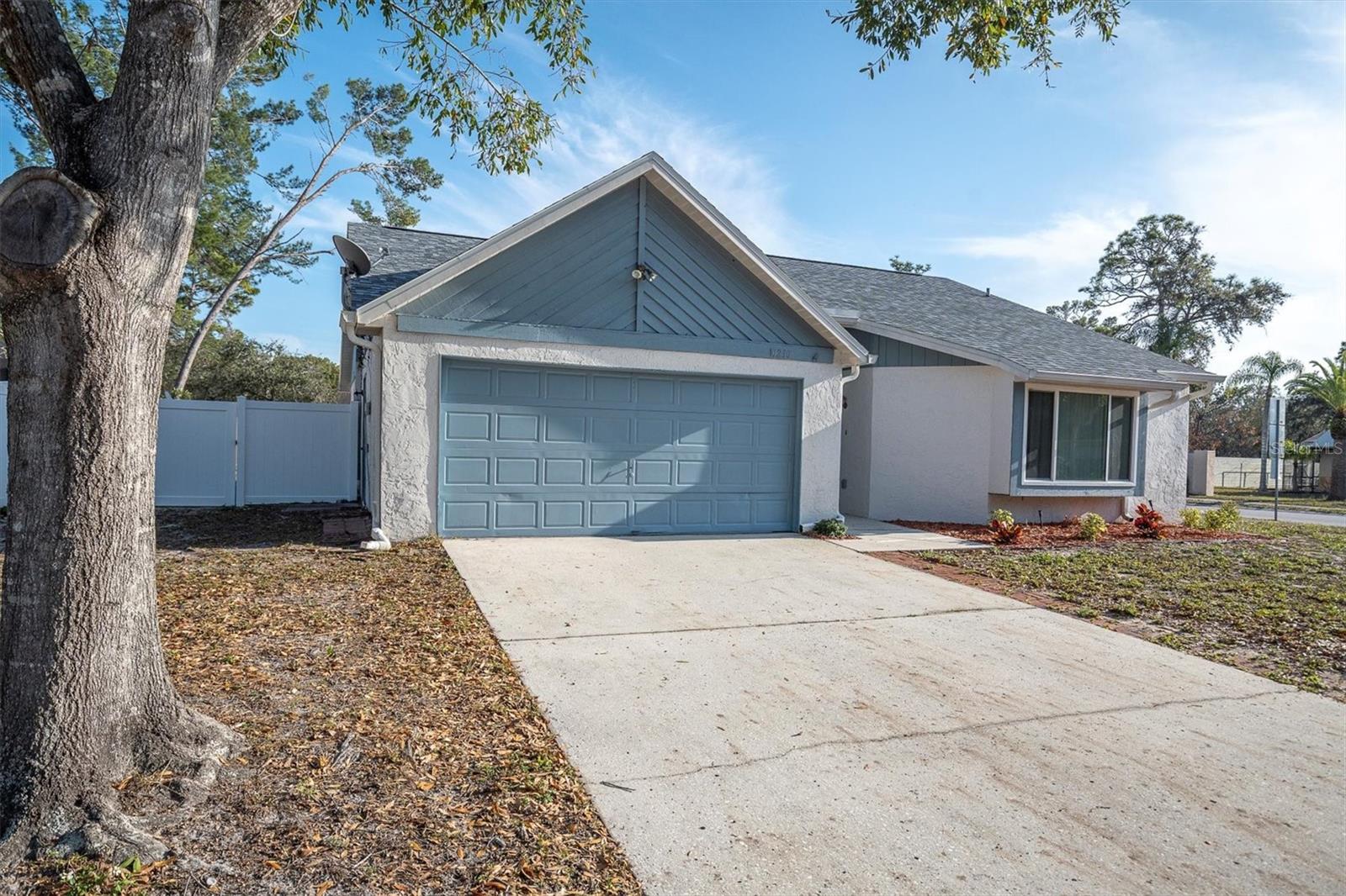 THE GLEN AT RIVER RIDGE - Residential