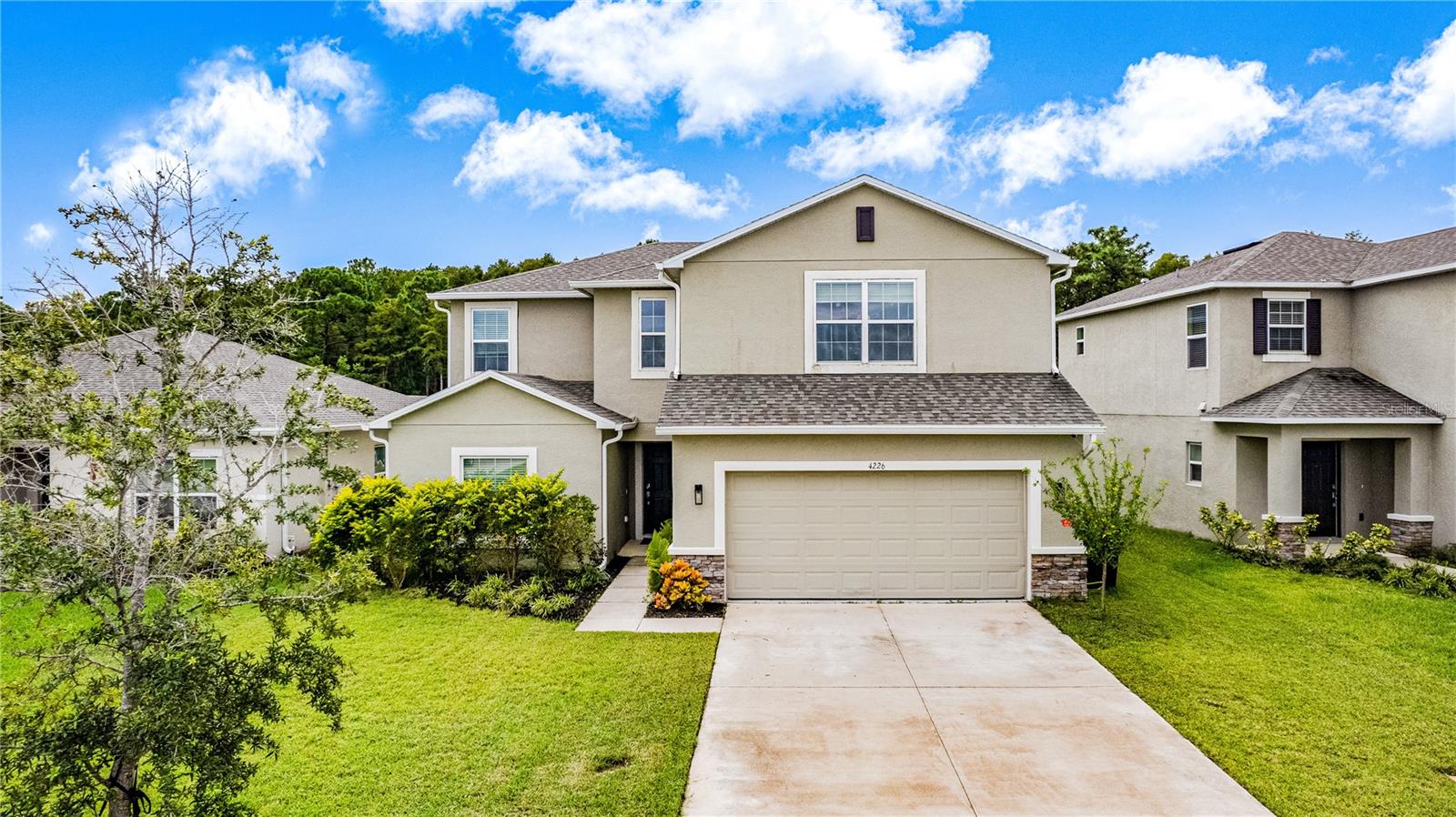 4226 SOUTHERN VISTA LOOP