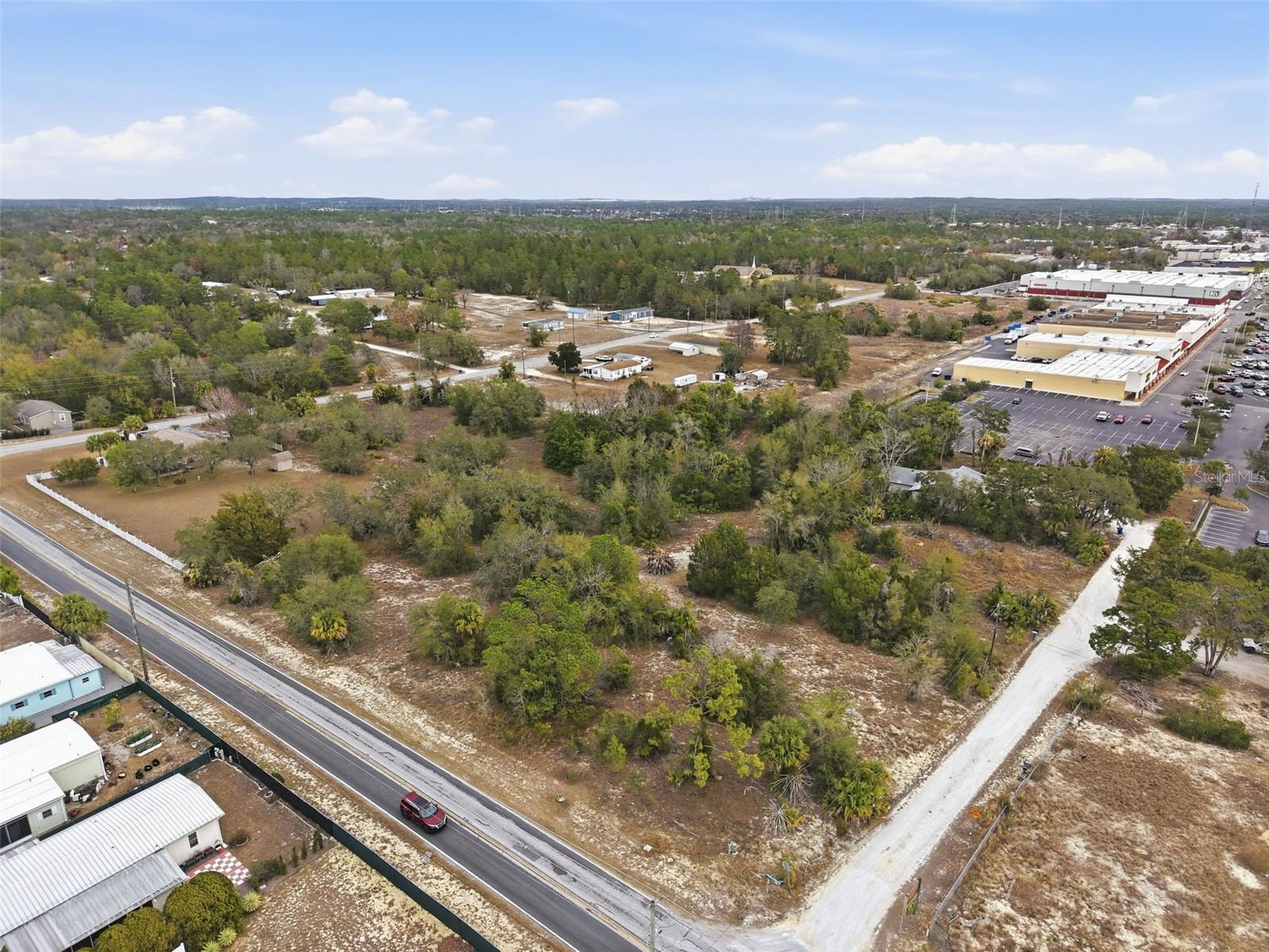 POTTERFIELD GARDEN AC - Land