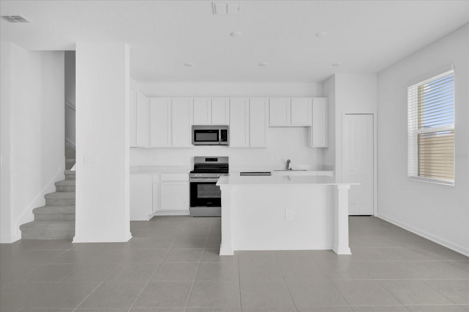 WESTVIEW 22 TH - Residential