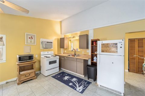 Tiny photo for 13646 N Us Highway 27, Ocala, FL 34482 (MLS # OM702023)