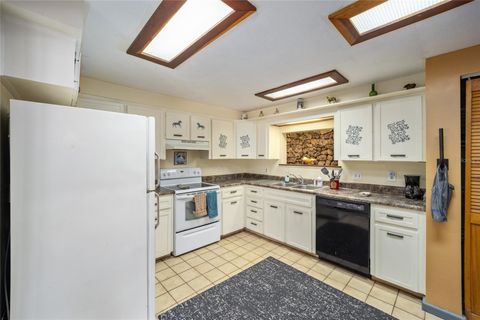 Tiny photo for 13646 N Us Highway 27, Ocala, FL 34482 (MLS # OM702023)