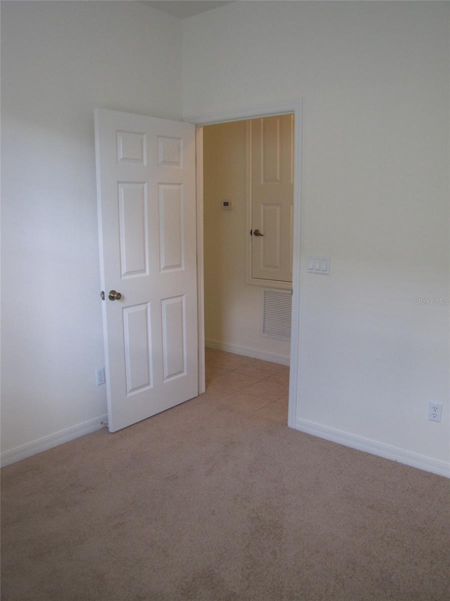 OAKWATER PH 02-6 CONDO - Residential Lease