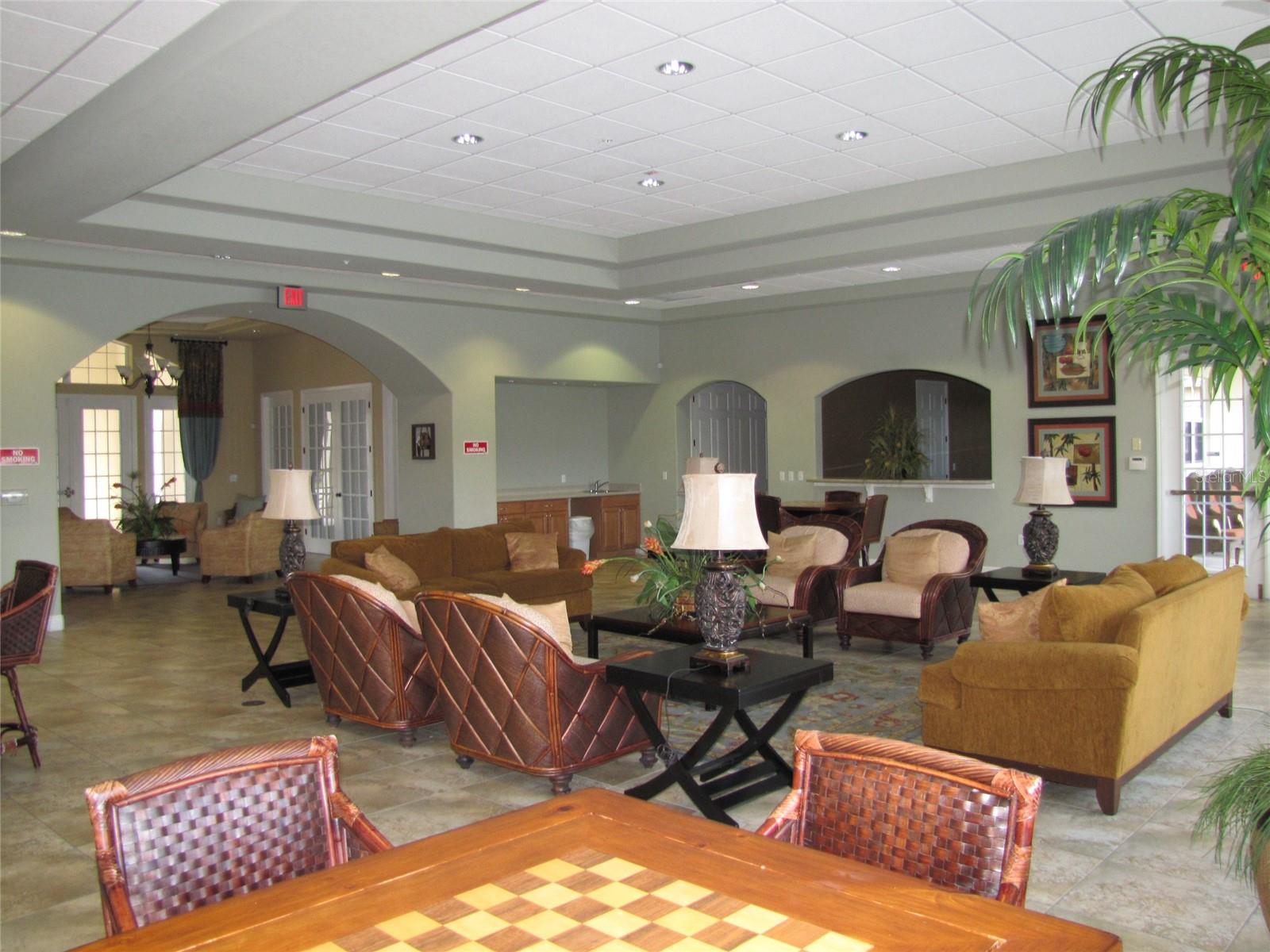 OAKWATER PH 02-6 CONDO - Residential Lease