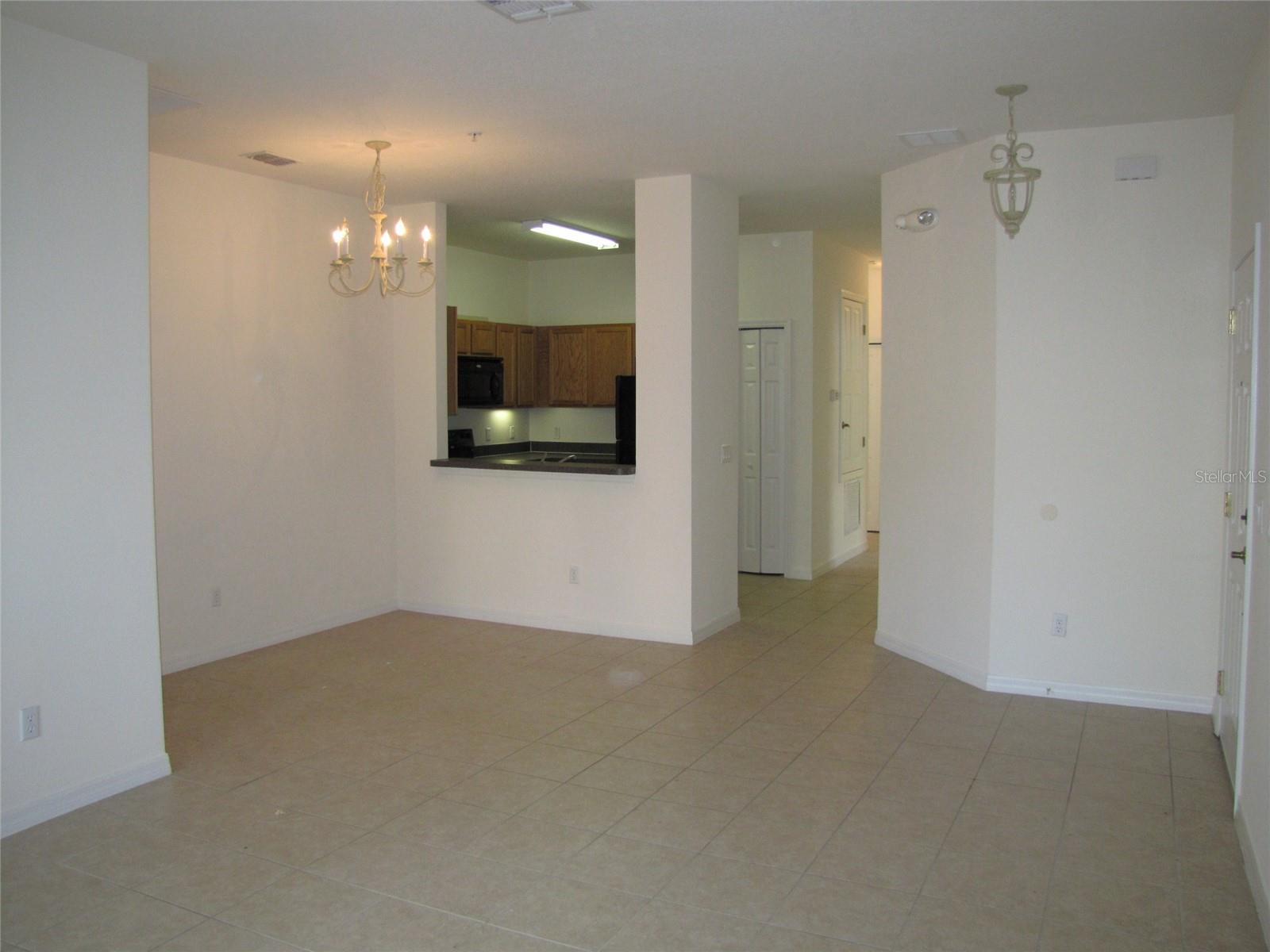 OAKWATER PH 02-6 CONDO - Residential Lease