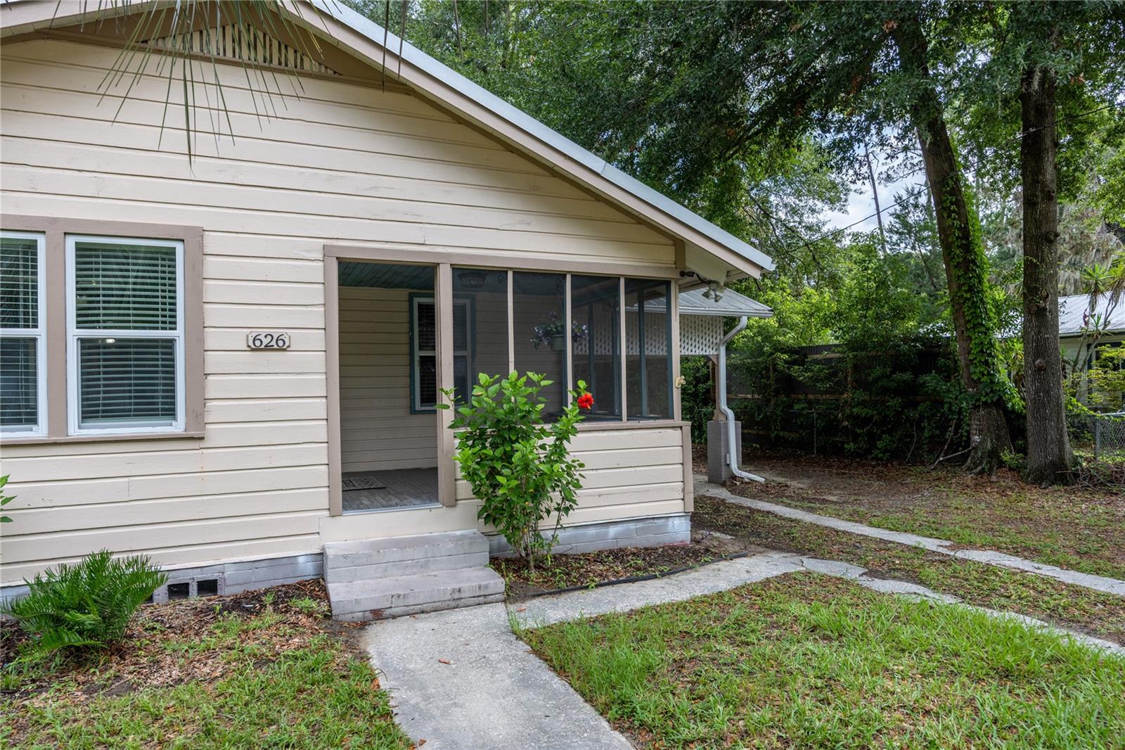 626 NW 33RD AVENUE