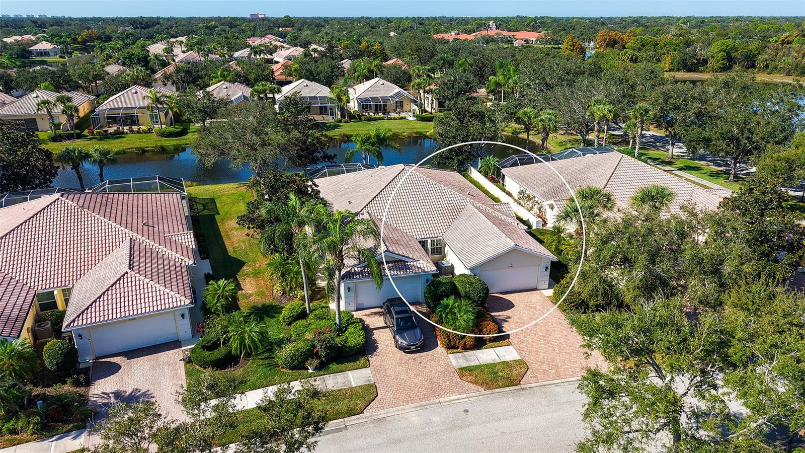 VILLAGEWALK - Residential