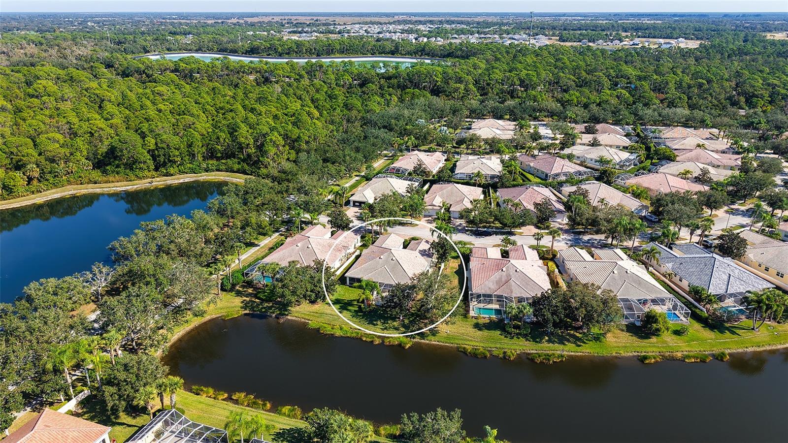 VILLAGEWALK - Residential