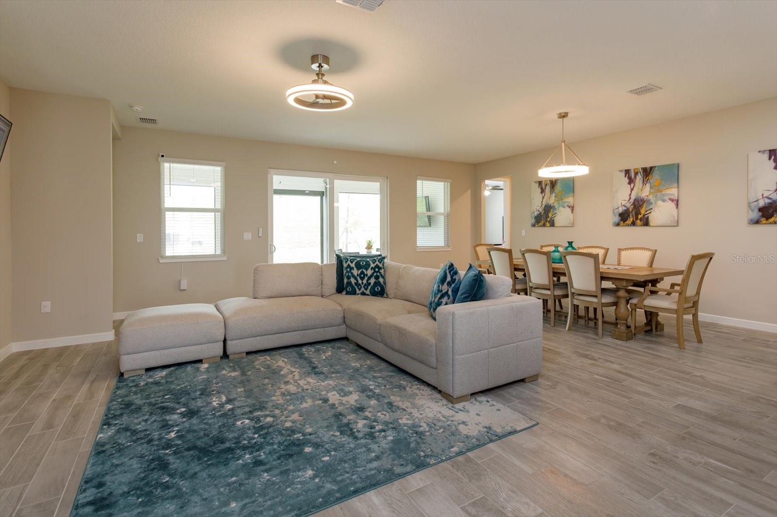 WILLOW RIDGE - Residential