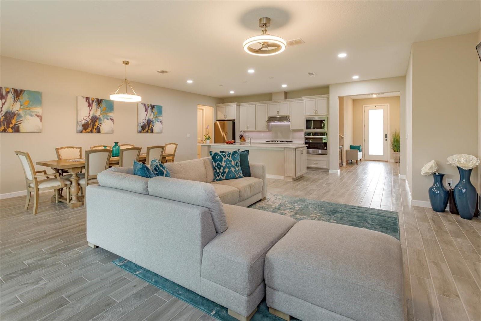 WILLOW RIDGE - Residential
