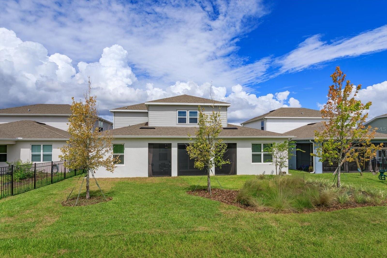 WILLOW RIDGE - Residential