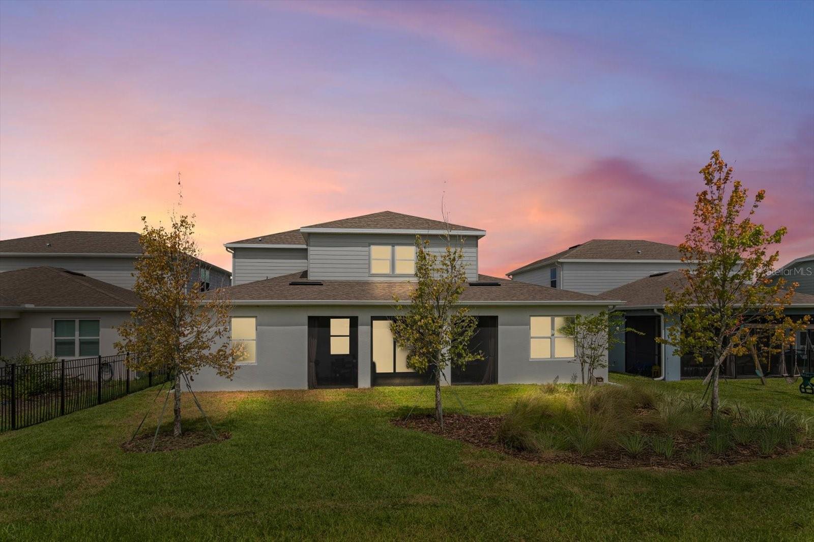 WILLOW RIDGE - Residential
