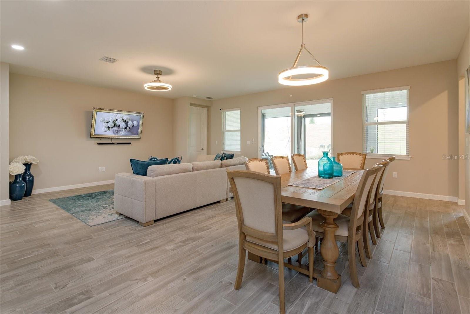 WILLOW RIDGE - Residential