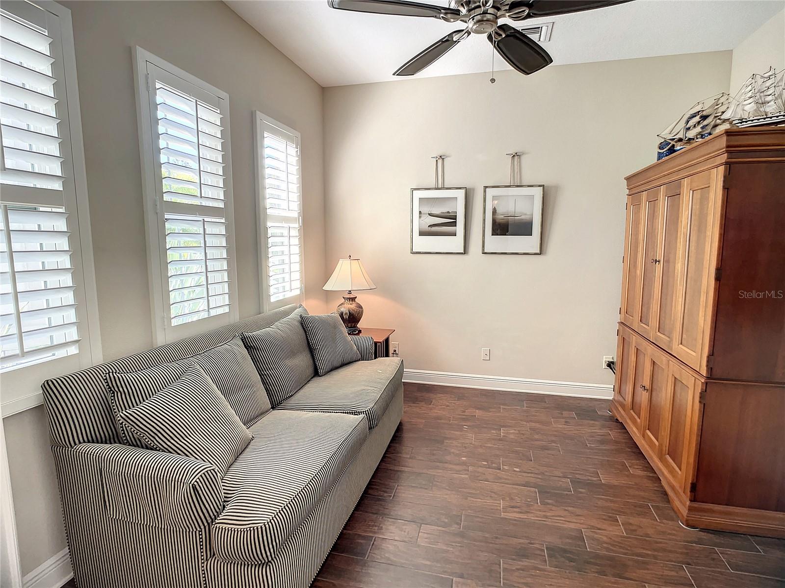 TWIN RIVERS PH IV - Residential