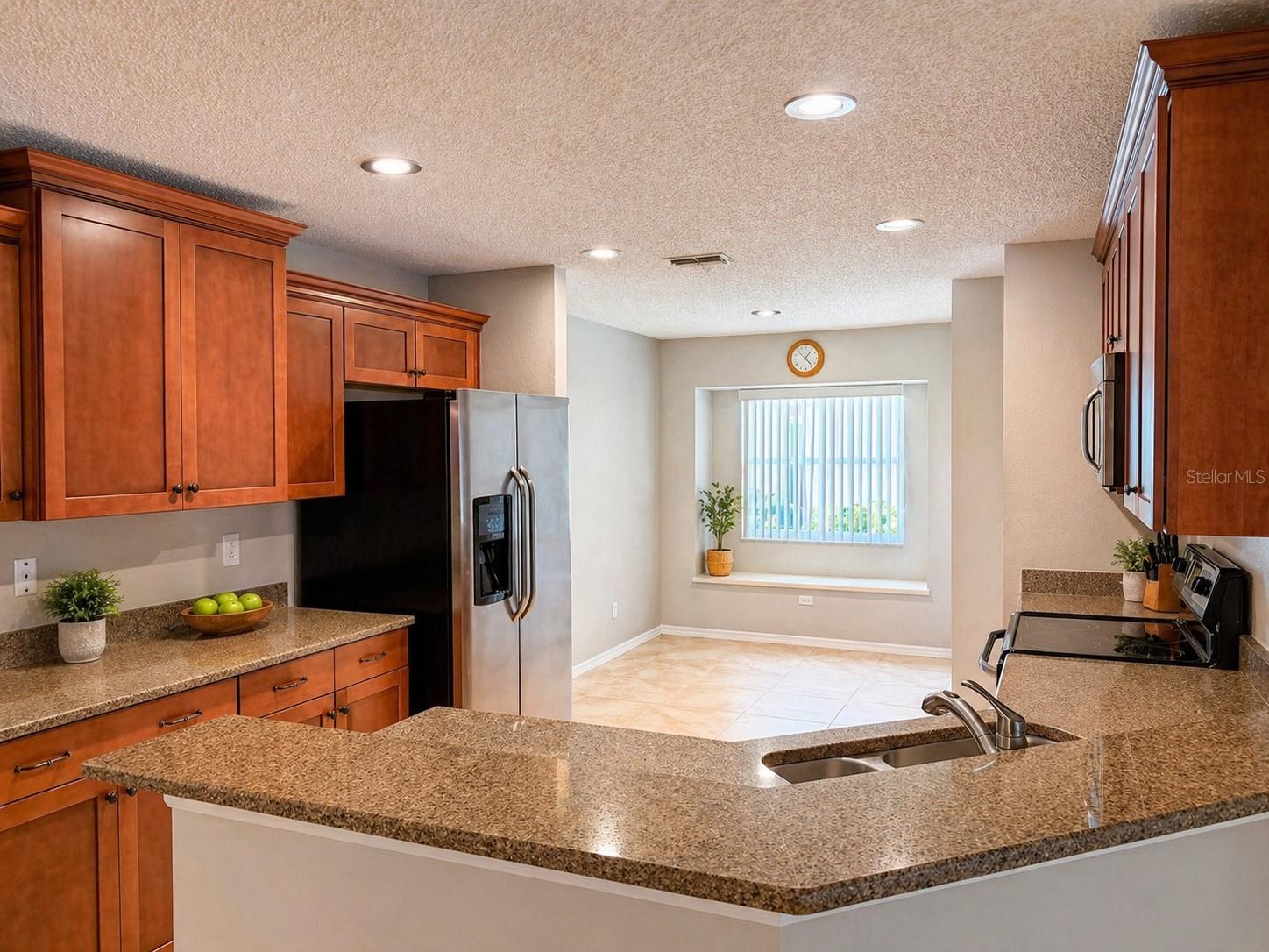 MANCHESTER IV CONDO - Residential Lease