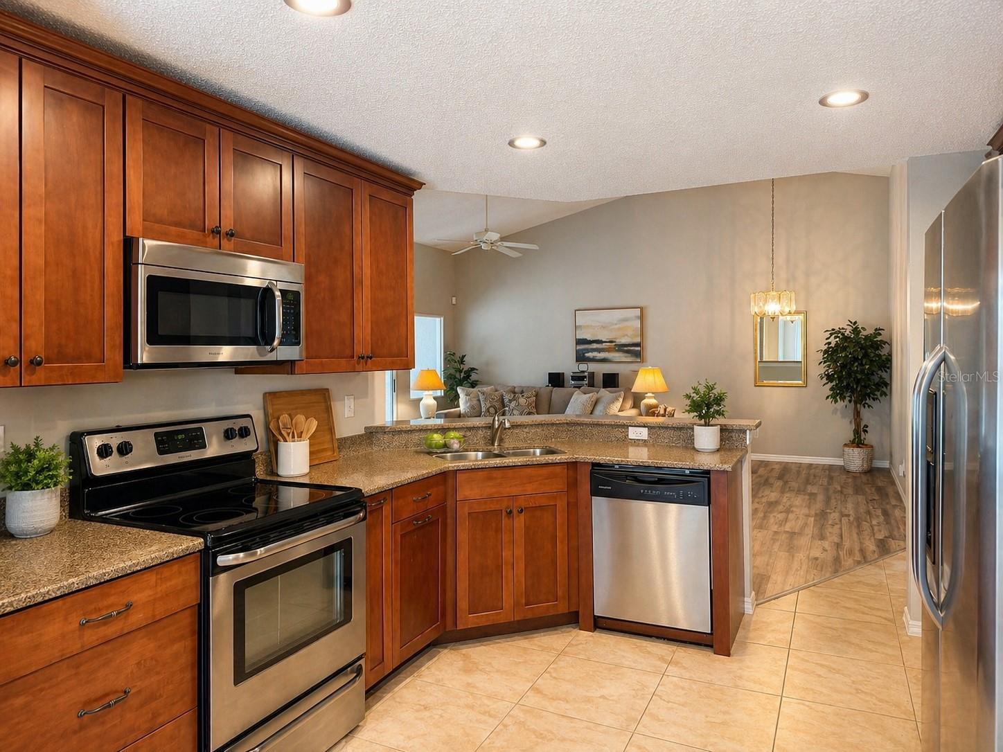 MANCHESTER IV CONDO - Residential Lease