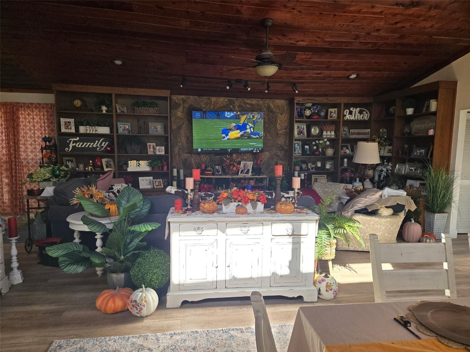 FOXFIRE WEST - Residential