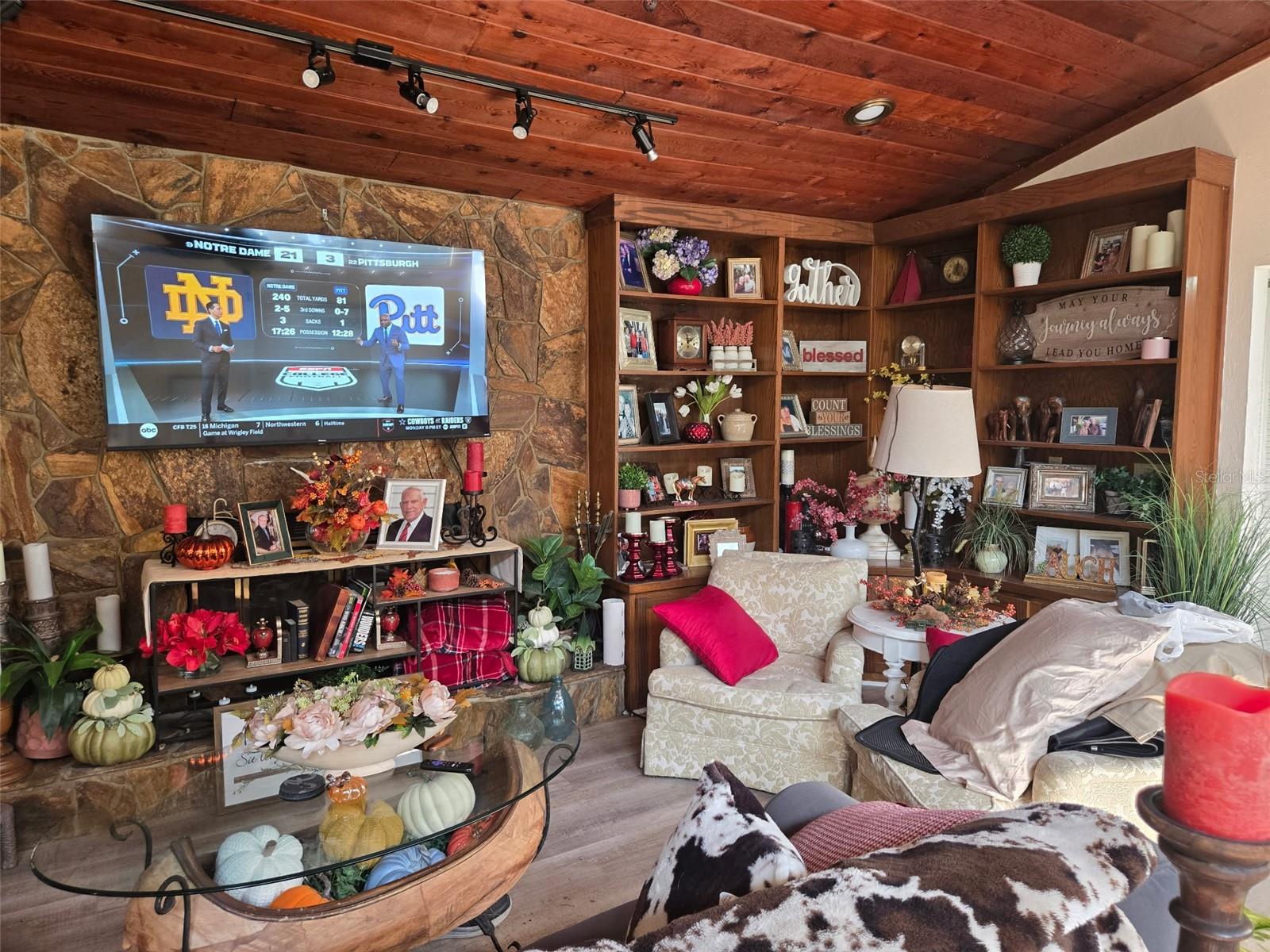 FOXFIRE WEST - Residential