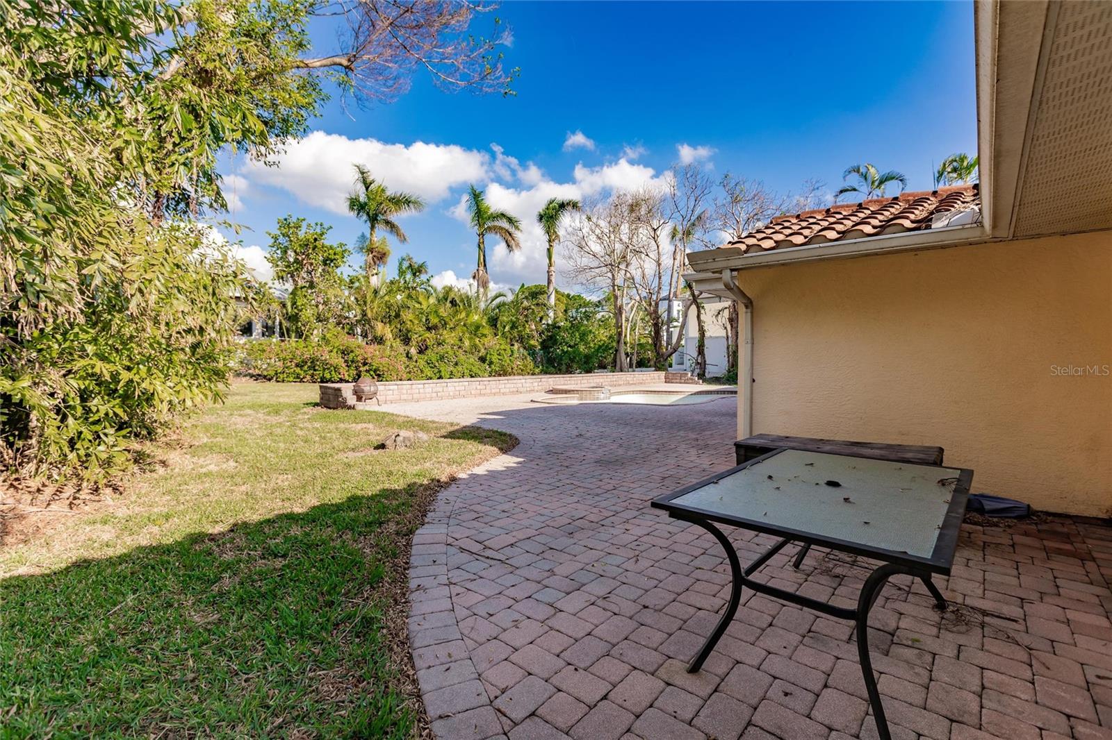 HARBOR ACRES - Land