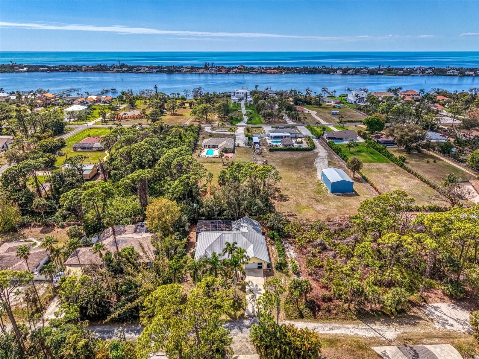 BAHIA TERRADO - Residential