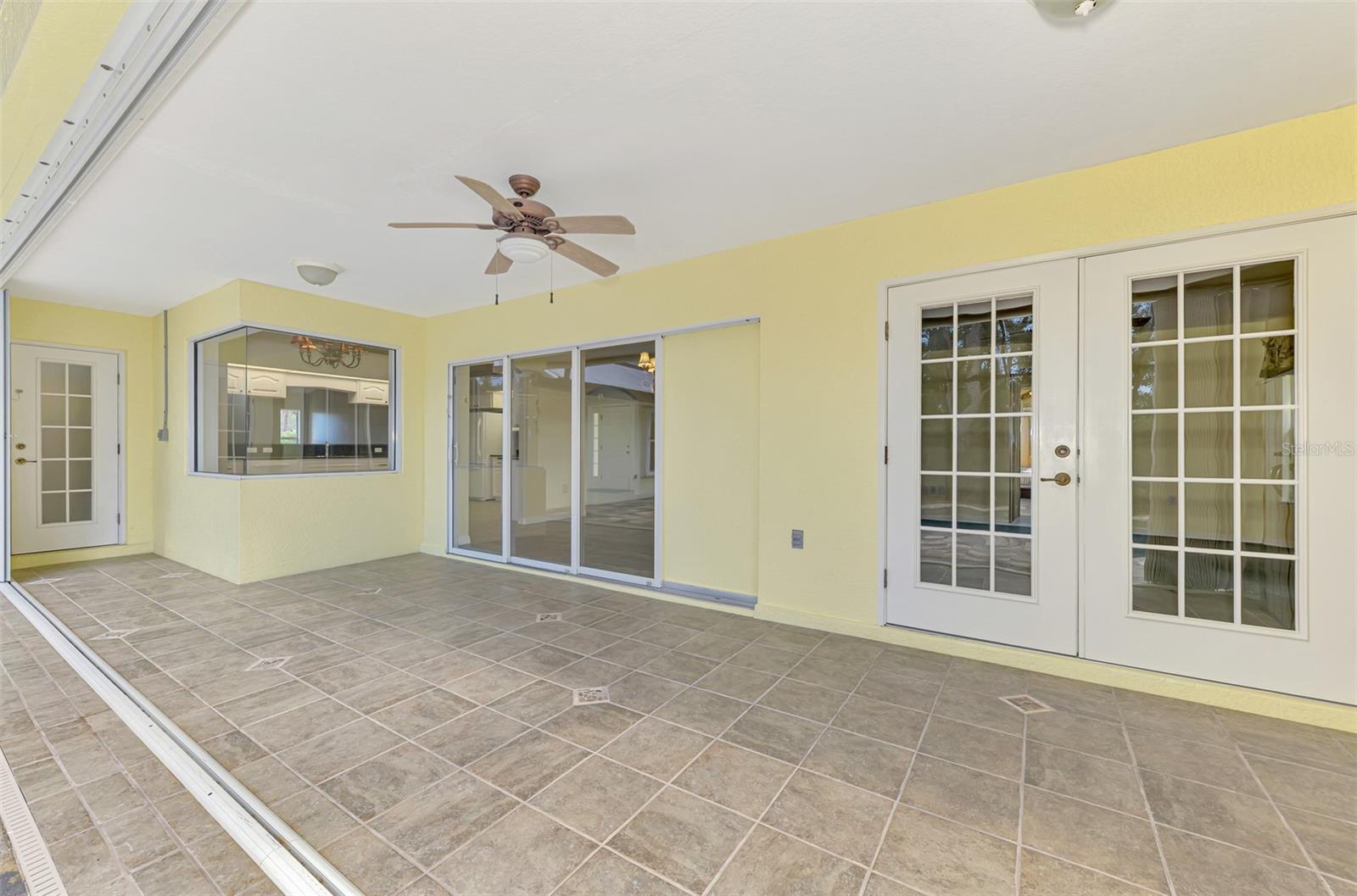 BAHIA TERRADO - Residential