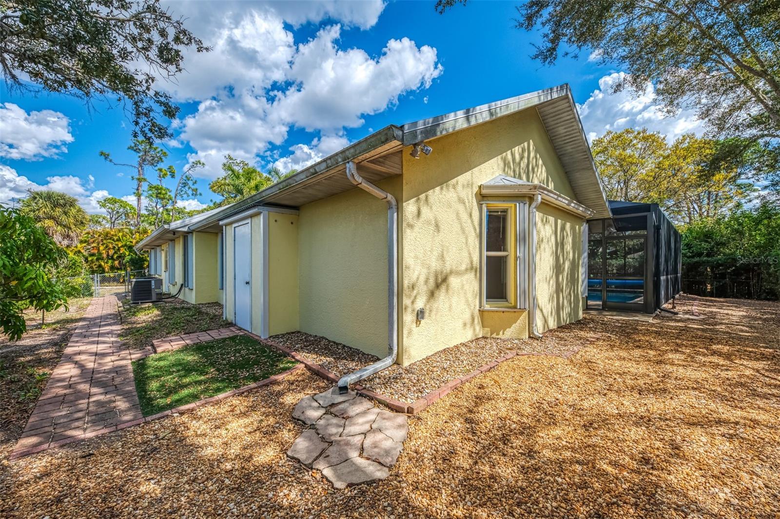 BAHIA TERRADO - Residential