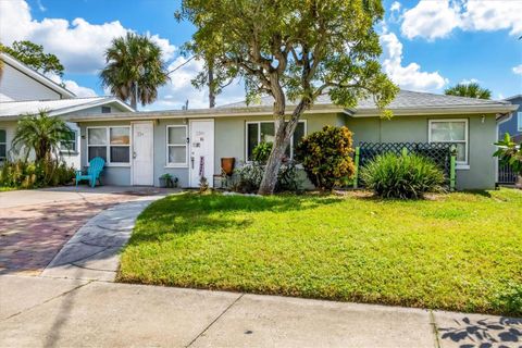 234 COLONIA LANE E NOKOMIS FL 34275