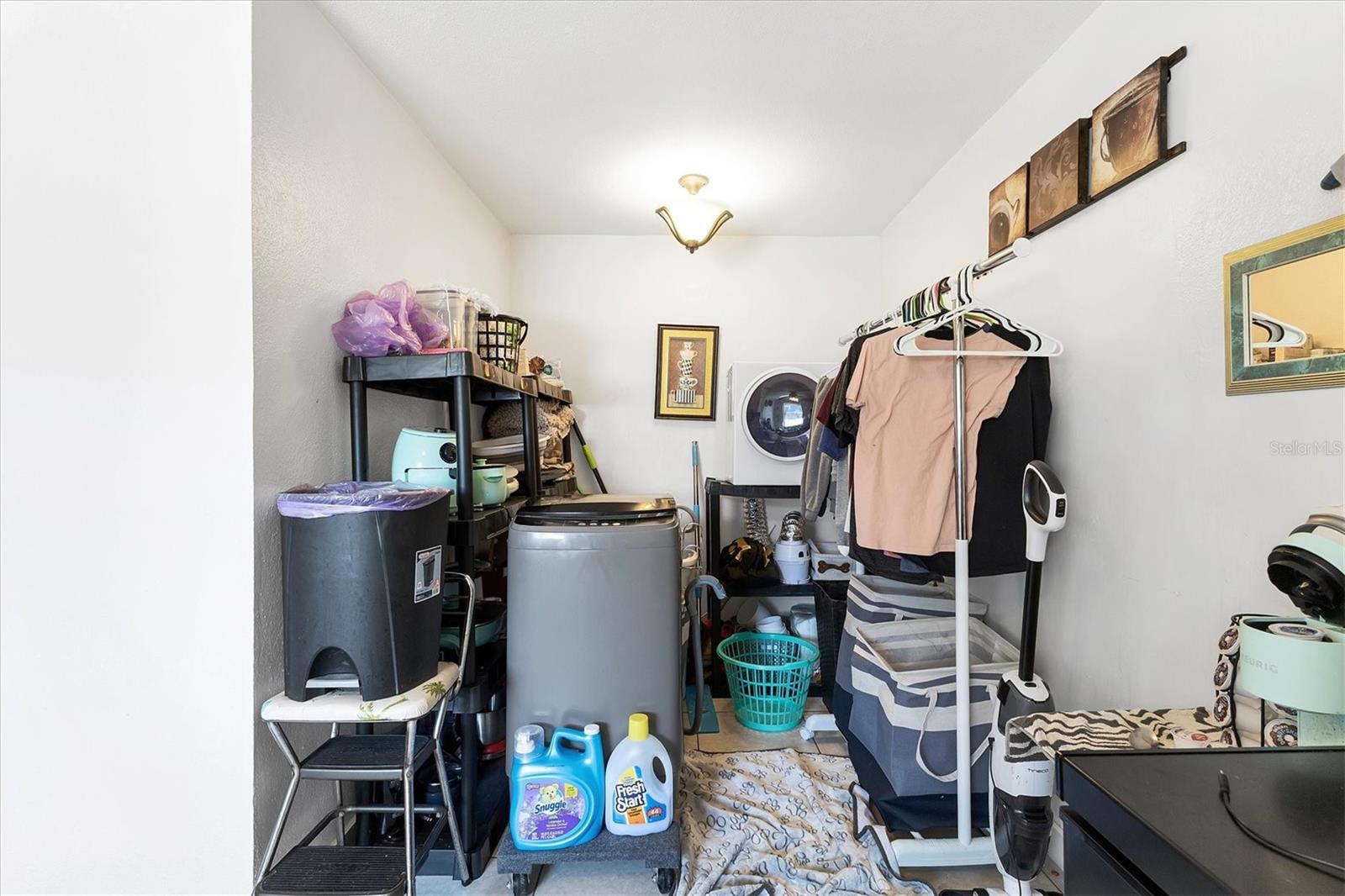NOKOMIS - Residential Income
