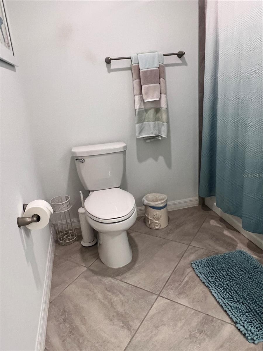 COACH HOMES IV AT LAKEWOOD NATIONAL PH 8 - Residential Lease