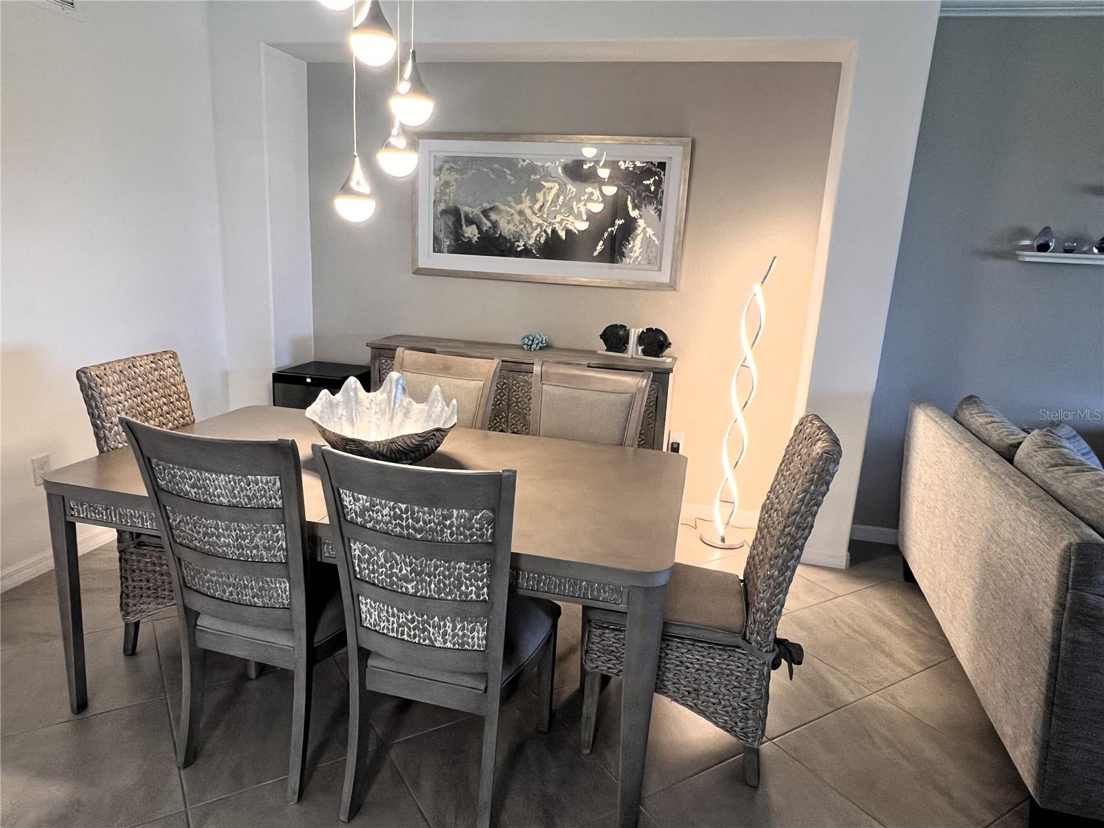 COACH HOMES IV AT LAKEWOOD NATIONAL PH 8 - Residential Lease