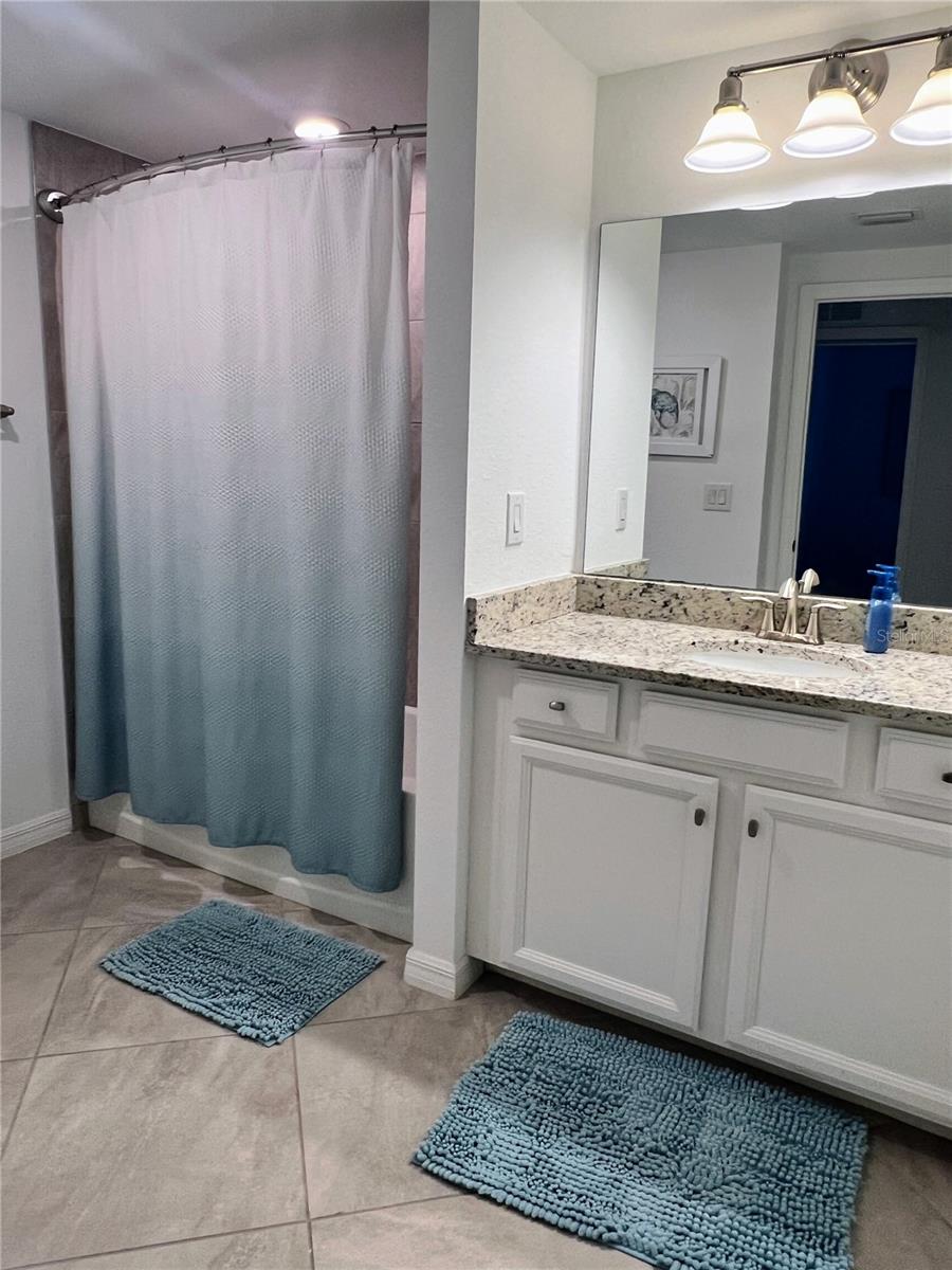 COACH HOMES IV AT LAKEWOOD NATIONAL PH 8 - Residential Lease