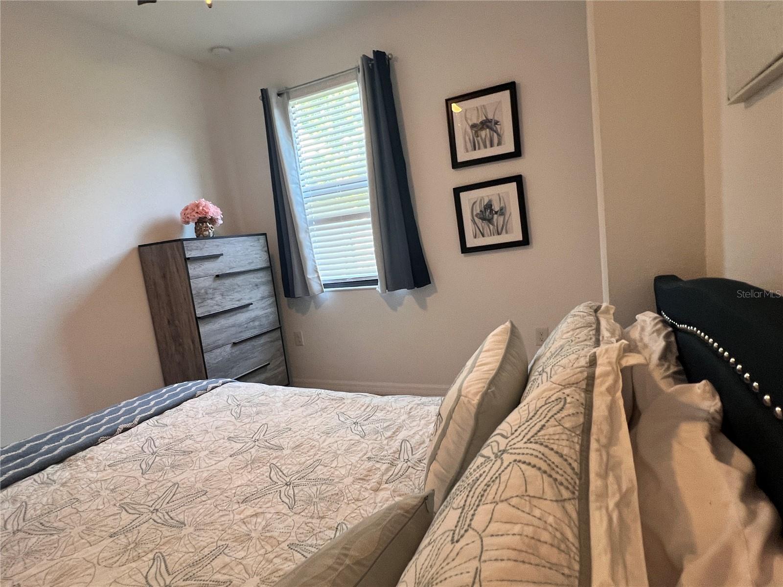 COACH HOMES IV AT LAKEWOOD NATIONAL PH 8 - Residential Lease