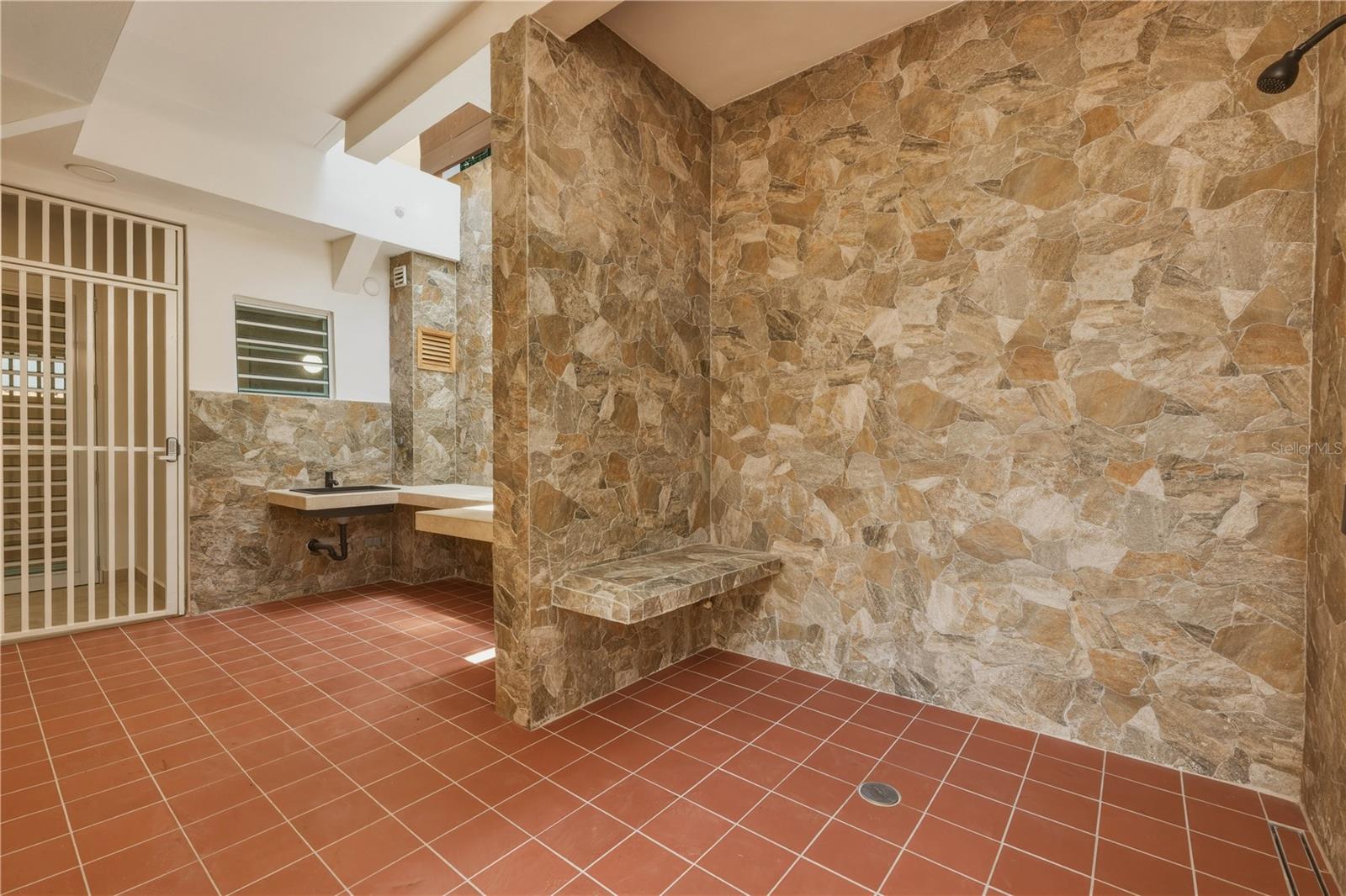 OCEAN PARK - Residential