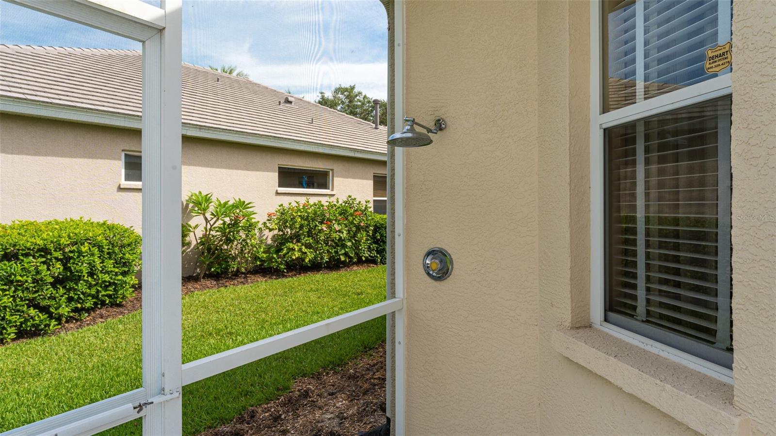 LENNOX GARDENS - Residential Lease