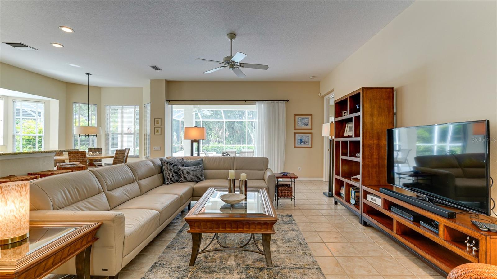 LENNOX GARDENS - Residential Lease