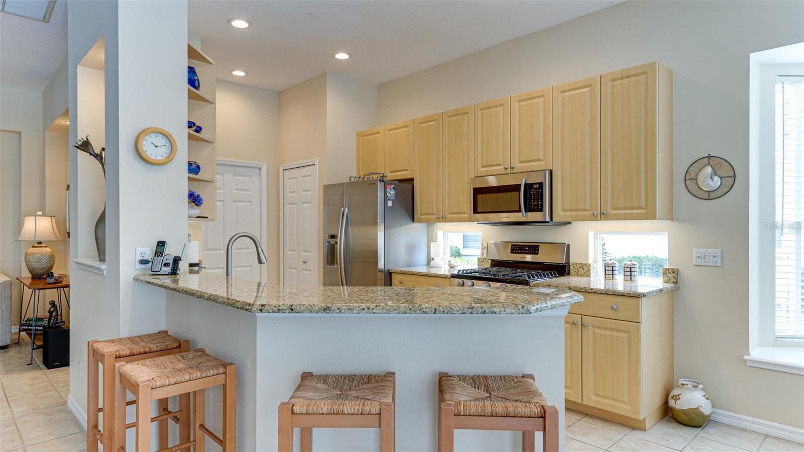 LENNOX GARDENS - Residential Lease