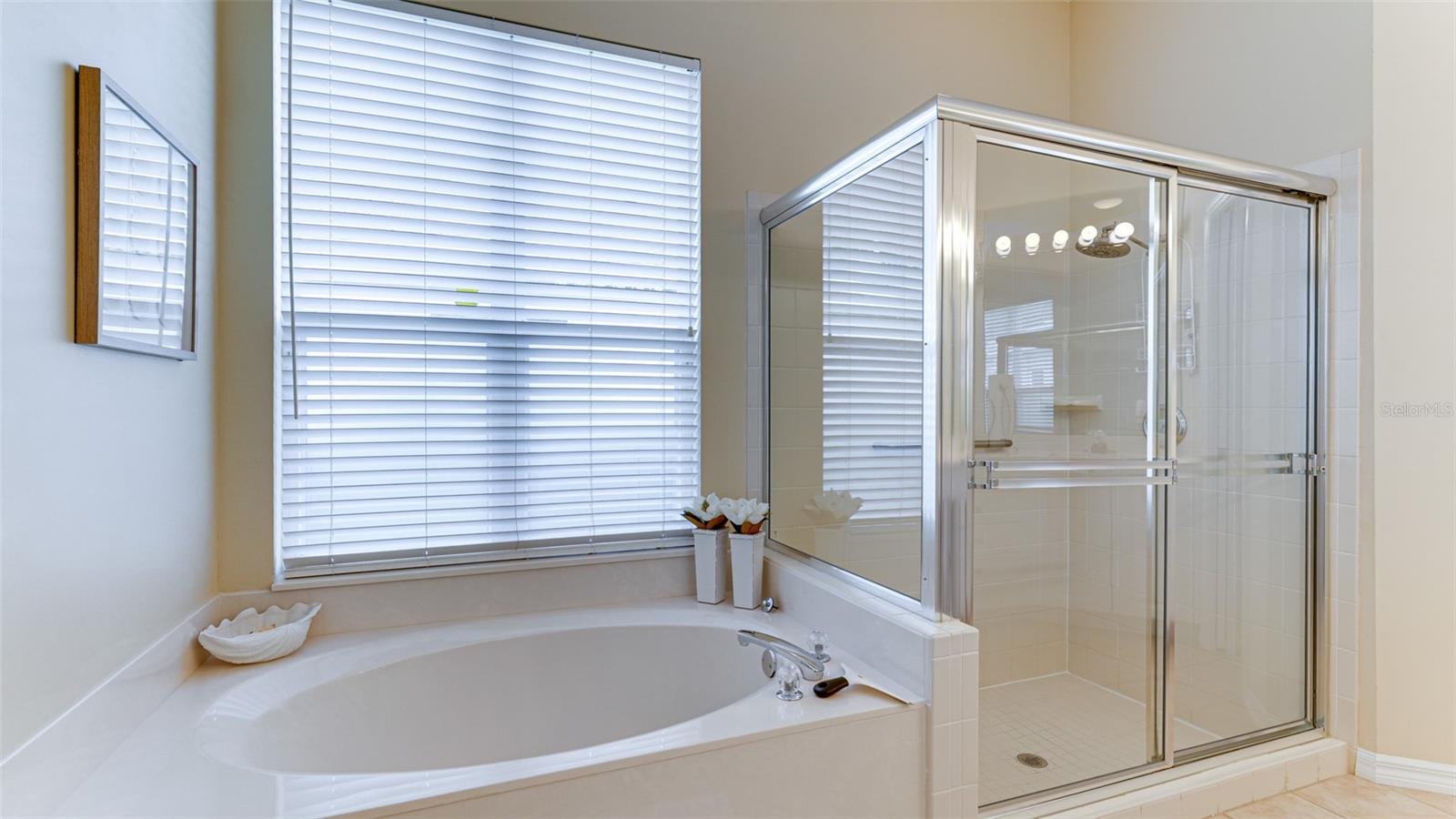 LENNOX GARDENS - Residential Lease