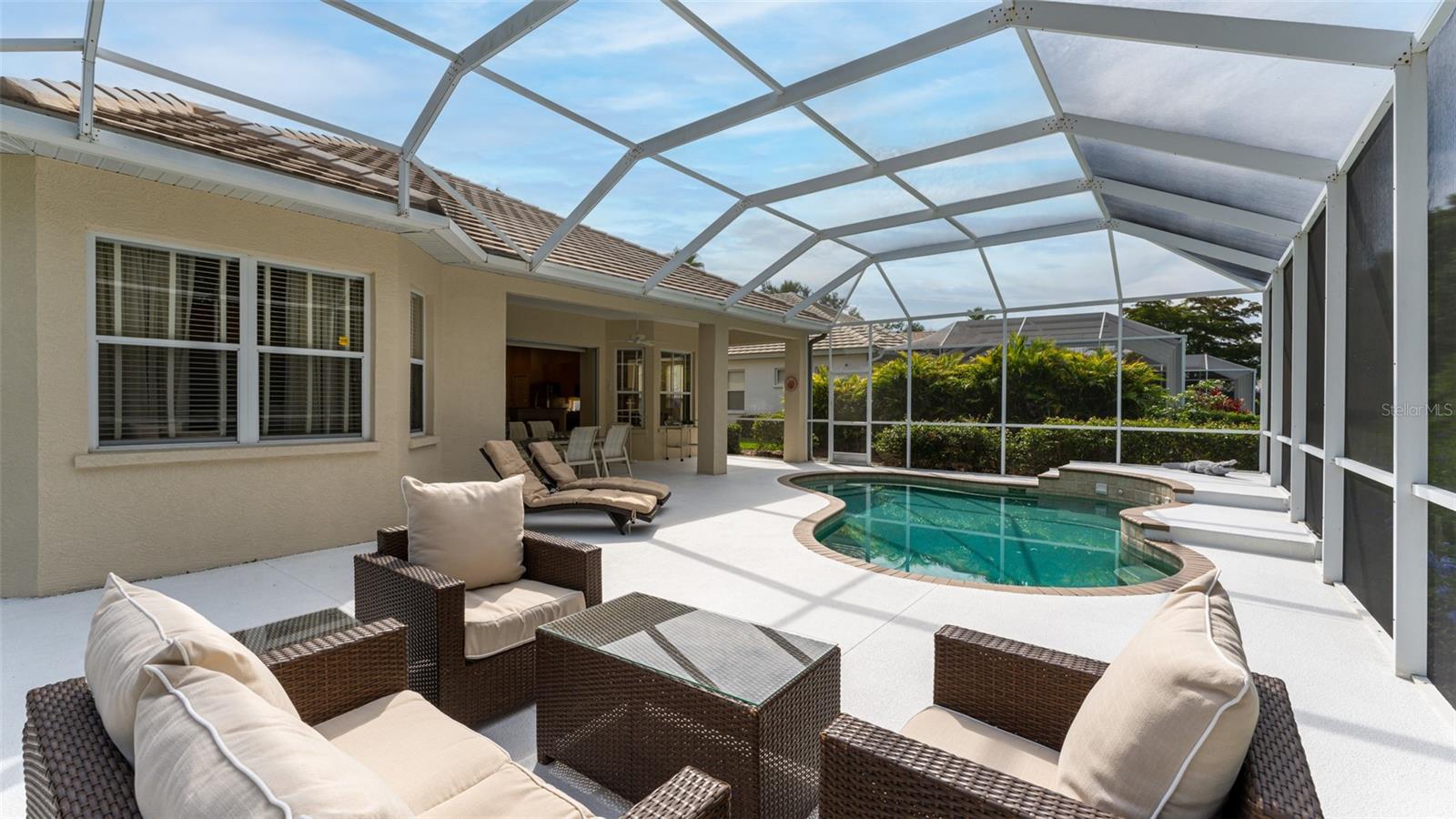 LENNOX GARDENS - Residential Lease