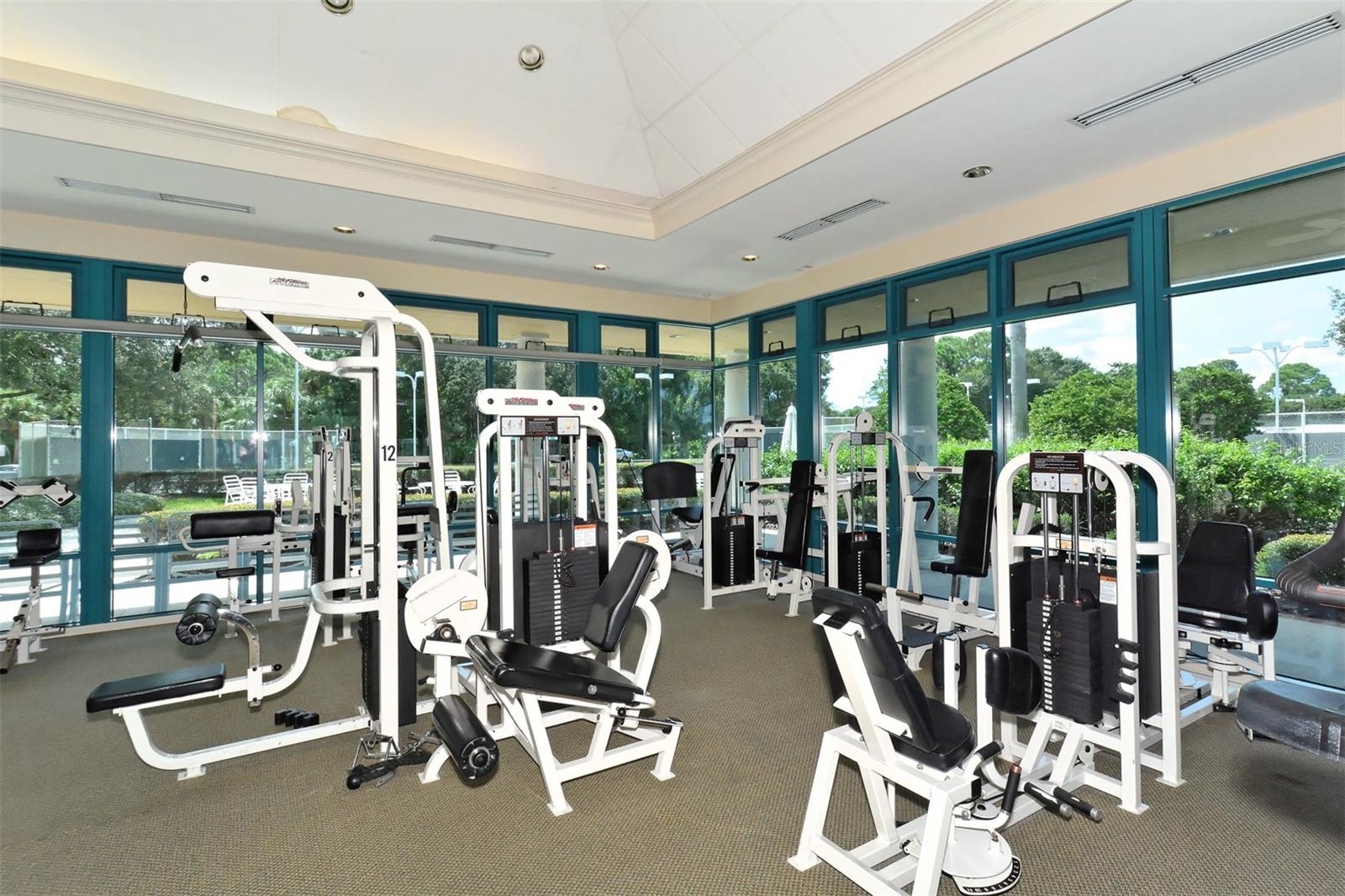 LENNOX GARDENS - Residential Lease