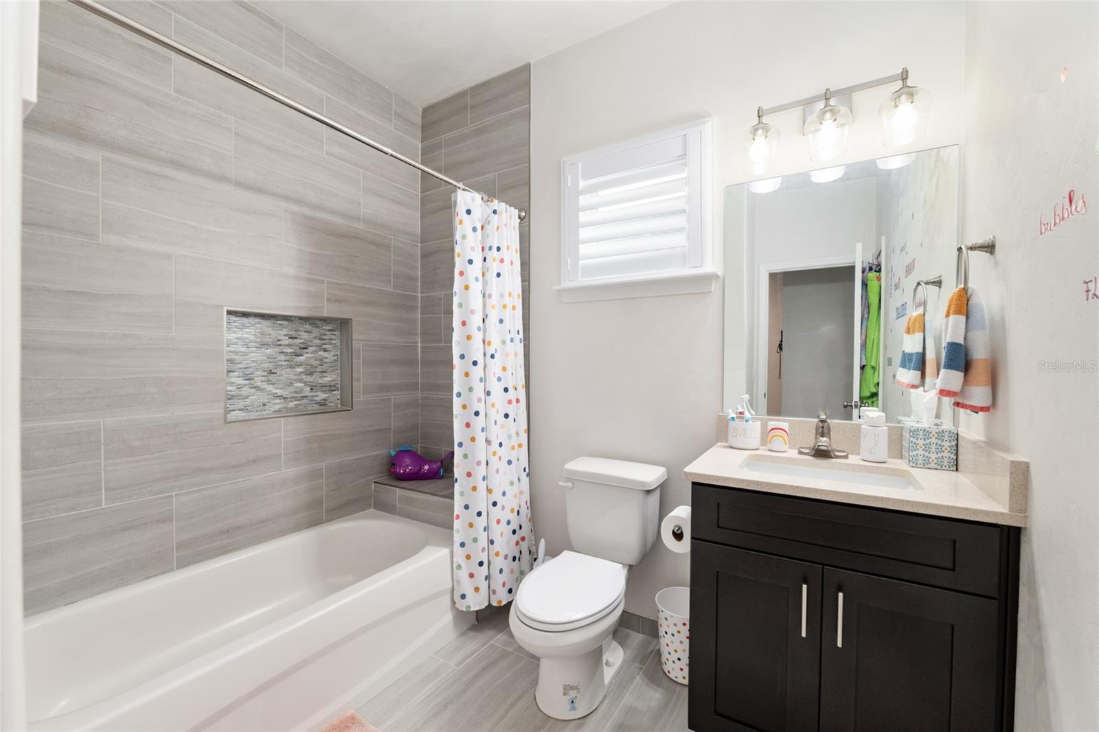 GRAND OAKS AT TOWER PH 2 PB 37 PG 63 - Residential