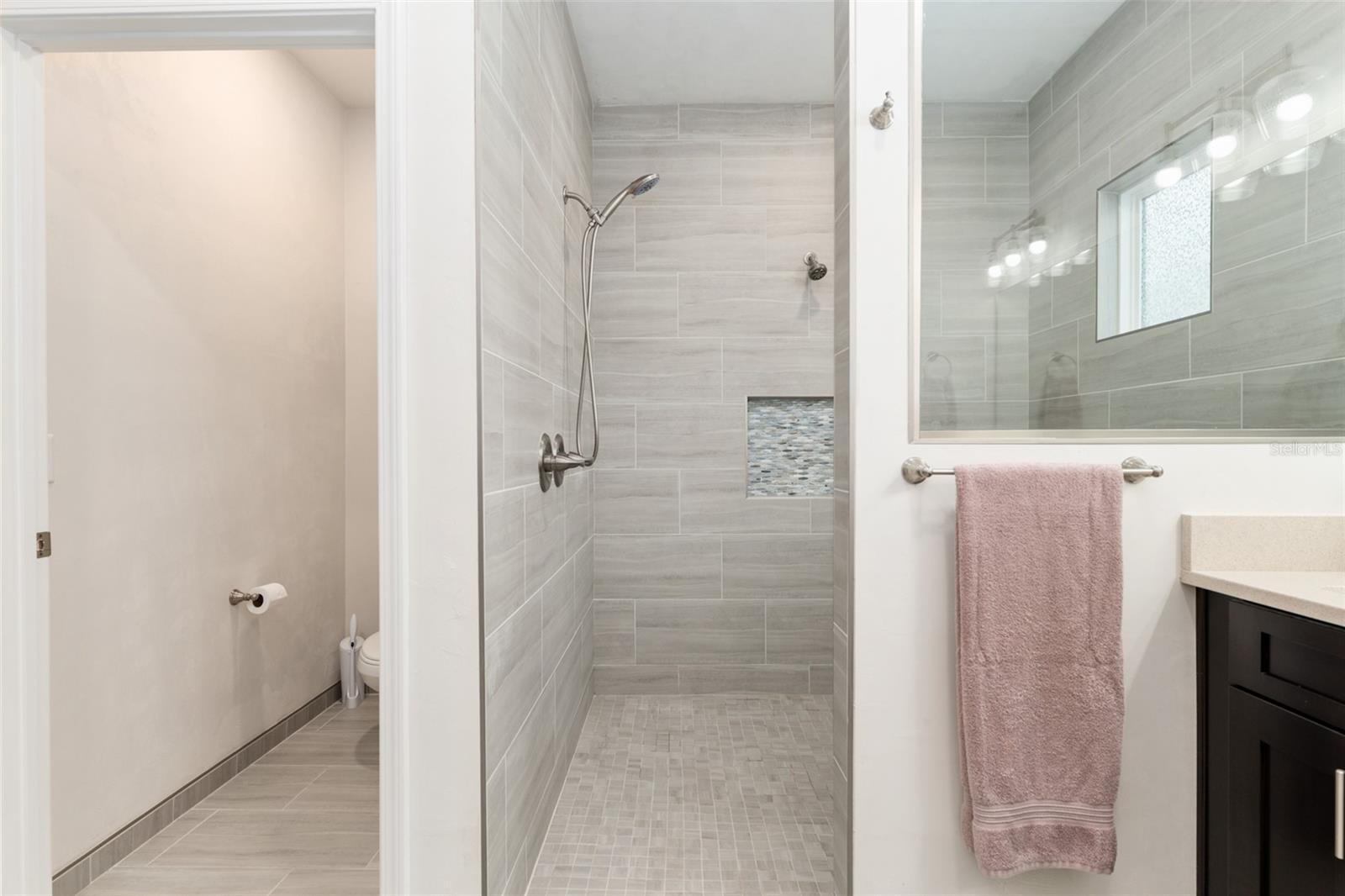 GRAND OAKS AT TOWER PH 2 PB 37 PG 63 - Residential