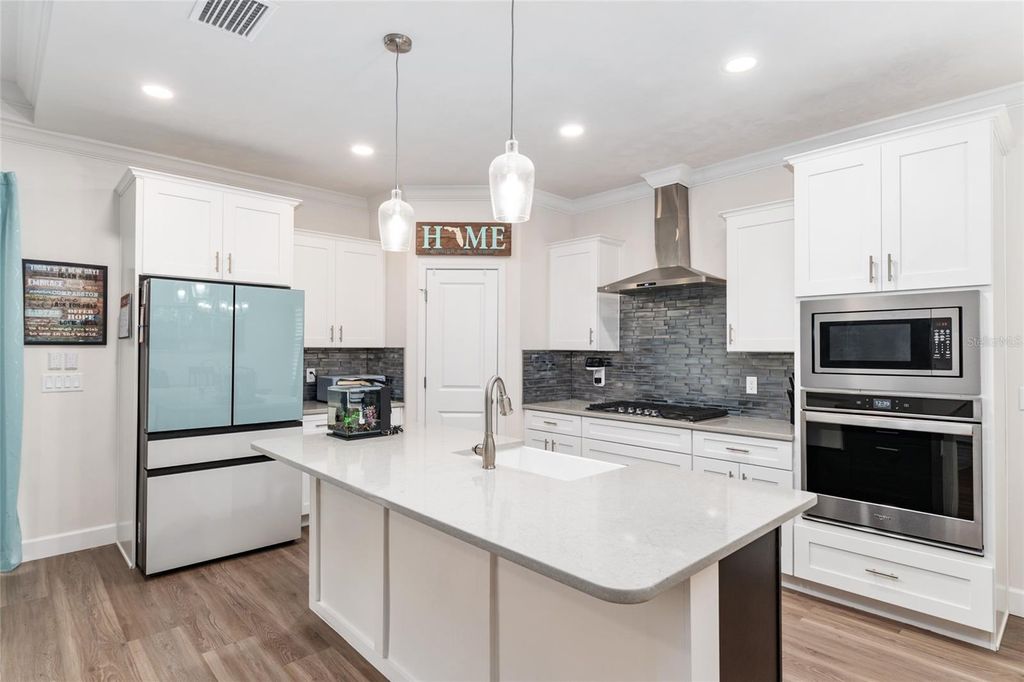 Photo of 1411 SW 67th Street, Gainesville, FL 32607 (MLS # GC534595)