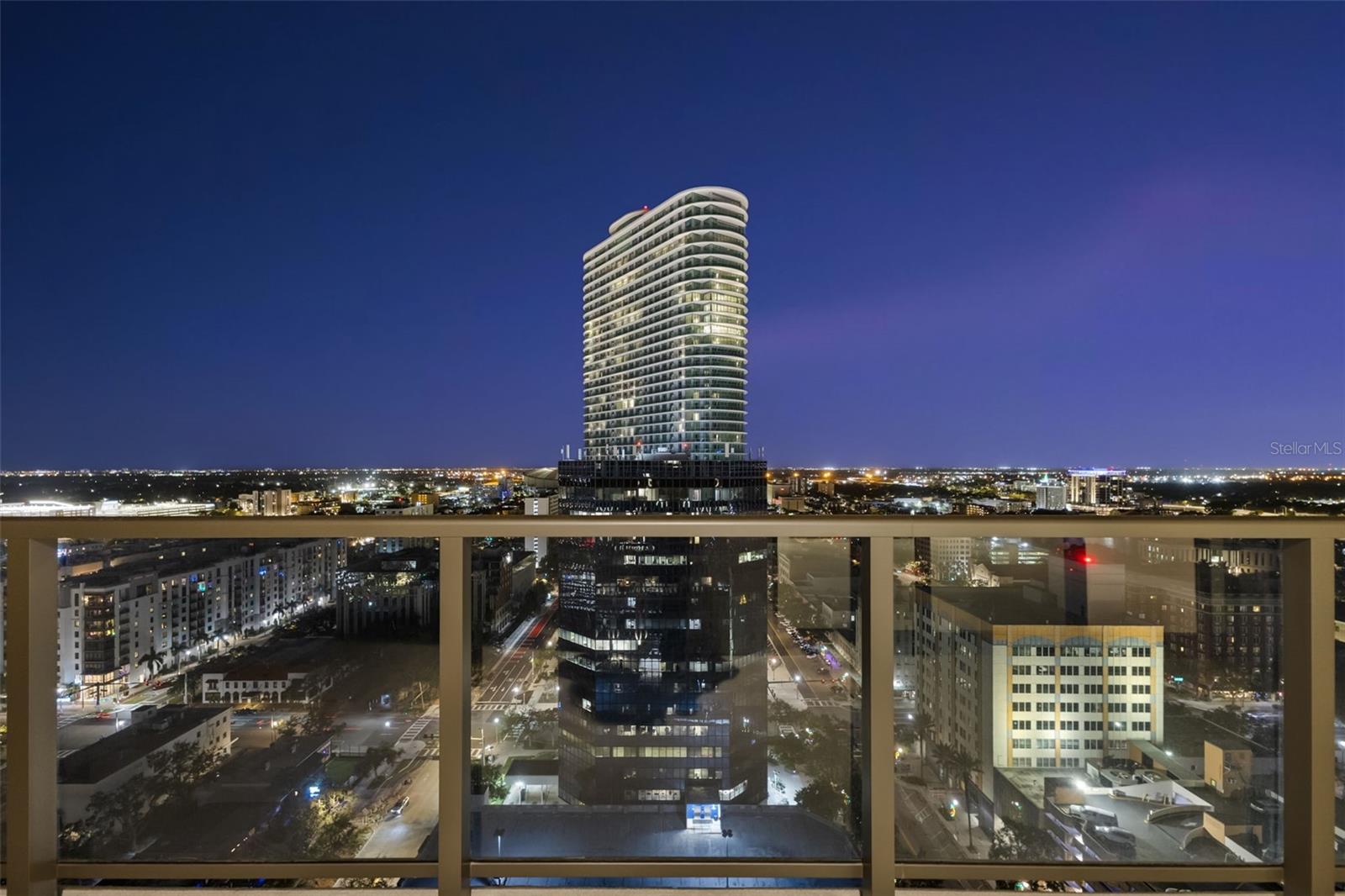 ART HOUSE CONDOMINIUM - Residential