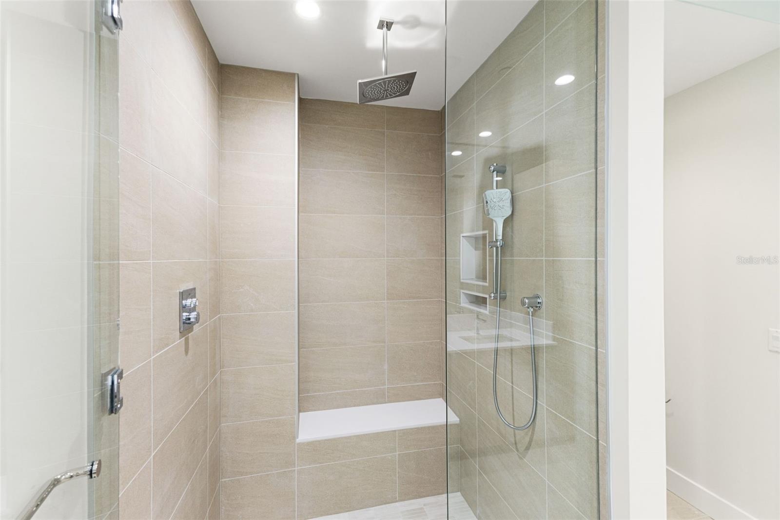 ART HOUSE CONDOMINIUM - Residential